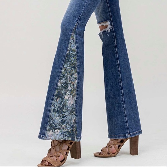 Vervet High Rise Stretch Flare Jeans - Picture 9 of 12